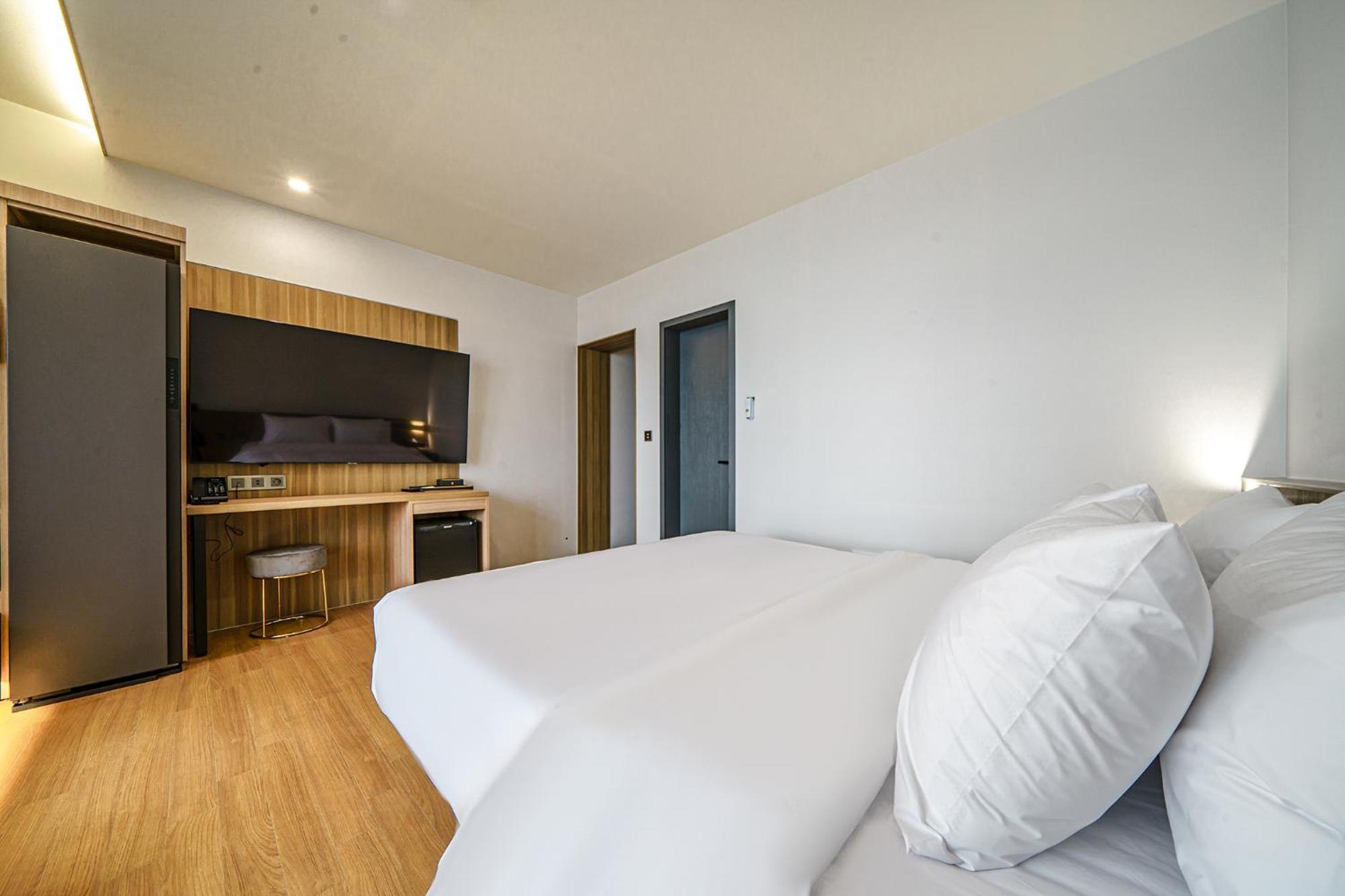 The Van Hotel Ilsan Ni Buitenkant foto